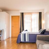 Deluxe Double Room with Pool View