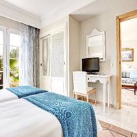 Room #9439511