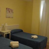 One-Bedroom Apartment (1 - 3 Adults)