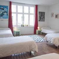 Bed in 8-Bed Mixed Dormitory Room with Shared Bathroom