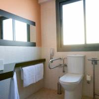 Room #2980612