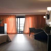 Room #2980614