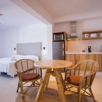Studio Apartment with Sea View