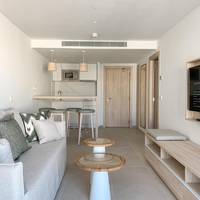 One-Bedroom Suite with Lateral Sea View