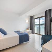 Room #9229638