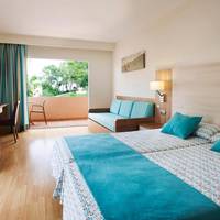 Premium Quadruple Room (2 Adults + 2 Children)