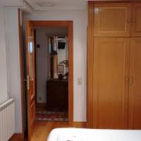 Standard Twin Room with Shared Bathroom