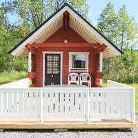 Economy Cottage with Shared Facilities