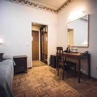 Classic Single Room