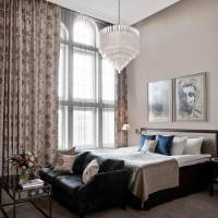 Grand Deluxe Room