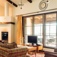 Four-Bedroom Semi-Detached Villa with Sauna (8 adults)