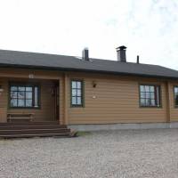 Three-Bedroom Cottage with Sauna