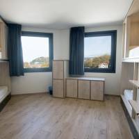 Bed in 8-Bed Mixed Dormitory Room with Private Bathroom