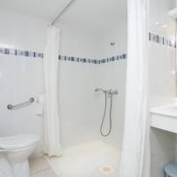 One Bedroom Apartment (4 Adults) - Disability Access
