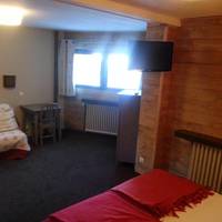 Suite with Mountain View
