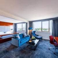 Junior King Suite