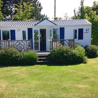 Bungalow (4 Adults + 2 Children)