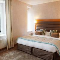 Classic Double Room with City View