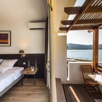 Suite with Balcony and Sea View