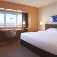 Club King Room with Executive Lounge Access