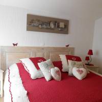 Cottage (2 Adults)