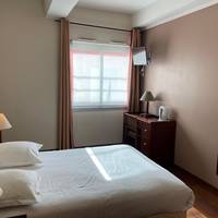 Budget Double Room - Garden Level
