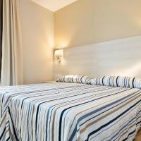 Double Room (2 Adults)