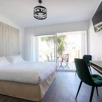 Superior Queen Room