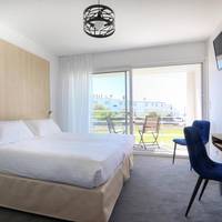 Comfort Queen Room