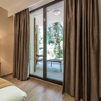 Double Room with Garden View and Terrace