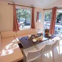 Mobile Home (6 Adults)