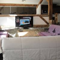 Large Two-Bedroom Apartment (6-8 Adults)