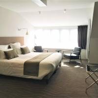 Superior Contemporary Triple Room