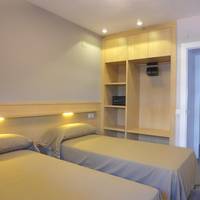 One-Bedroom Apartment (4 Adults)