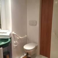 King Room with Mobility Accessible Roll-In Shower - Non-Smoking