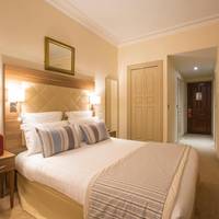 Superior Room with City View