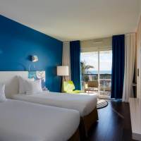 Twin Room with Balcony and Sea View