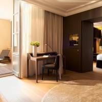 Junior Suite with Terrace and Harbour View - Spa Access
