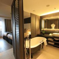 Executive Twin Room with Harbor View Terrace