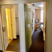 Two Adjacent Standard Double Rooms (non connecting)