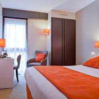 Comfort Queen Room