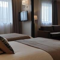 Suite with Sofa Bed