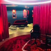 Deluxe Suite with Spa Bath