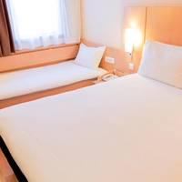Standard Room with Double Bed and Desk Bed