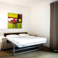 One-Bedroom Apartment (6 Adults) PMR