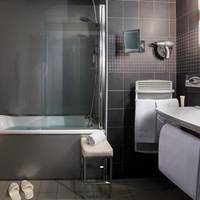 King Suite with Bathtub and Sofa Bed