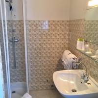Small Double Room between Garden Level and Basement