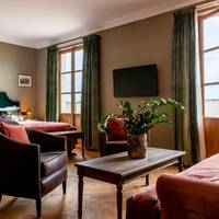 Junior Suite with Terrace and Sea View