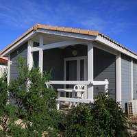 Bungalow with Patio