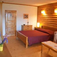 Studio (2 Adults)